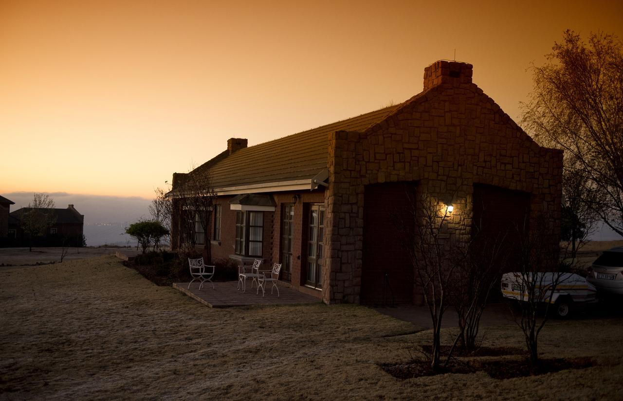 Kloppenheim Self Catering And Timeshare Resort Machadodorp Eksteriør bilde